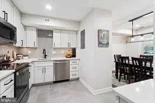 610 Azalea Dr, Rockville, MD 20850 - Photo 9