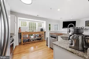 20519 Golf Course Dr, Germantown, MD 20874 - Photo 17