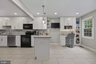 11321 Empire Ln, North Bethesda, MD 20852 - Photo 7