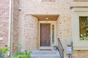 31 Valerian Ct, Rockville, MD 20852 - Photo 1