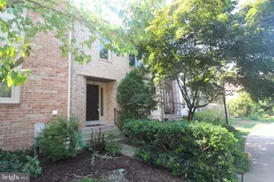 31 Valerian Ct, Rockville, MD 20852 - Photo 1