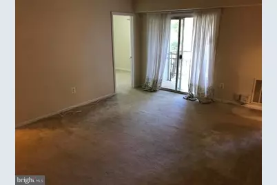 20220 Shipley Terrace #302, Germantown, MD 20874 - Photo 5