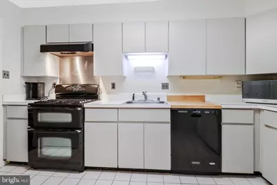 4620 N Park Avenue #E-PH-0, Chevy Chase, MD 20815 - Photo 13