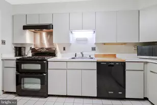 4620 N Park Ave, Chevy Chase, MD 20815 - Photo 13