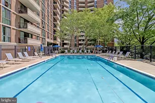 4620 N Park Ave, Chevy Chase, MD 20815 - Photo 41