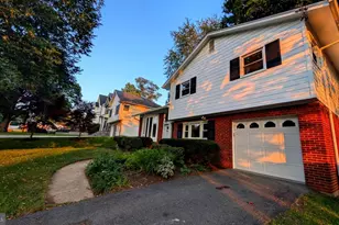 5908 Greentree Rd, Bethesda, MD 20817 - Photo 5