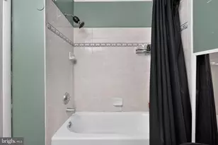 13620 Grenoble Dr, Rockville, MD 20853 - Photo 17