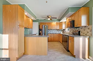 12316 Fountain Dr, Clarksburg, MD 20871 - Photo 9