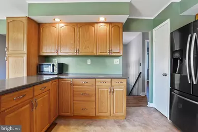 12316 Fountain Drive, Clarksburg, MD 20871 - Photo 11