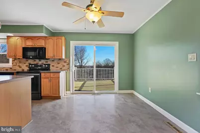 12316 Fountain Drive, Clarksburg, MD 20871 - Photo 7