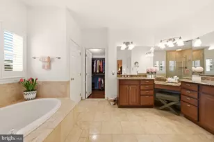 16522 Harbour Town Dr, Ashton, MD 20861 - Photo 25