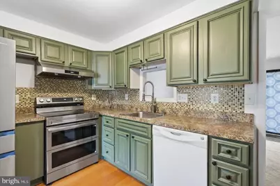 19157 Stedwick Drive, Montgomery Village, MD 20886 - Photo 5