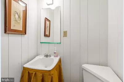 800 McCeney Avenue, Silver Spring, MD 20901 - Photo 13