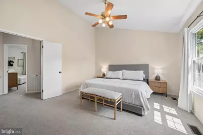 9500 Bell Vernon Place, Gaithersburg, MD 20886 - Photo 25