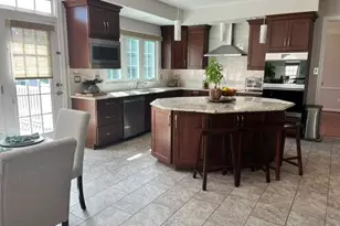 17811 Marble Hill Pl, Germantown, MD 20874 - Photo 3