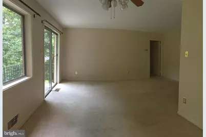 10512 Weymouth Street, Bethesda, MD 20814 - Photo 3
