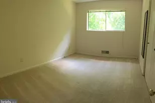 10512 Weymouth St, Bethesda, MD 20814 - Photo 5