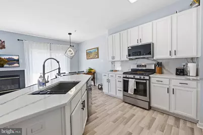 21123 Camomile Court #113, Germantown, MD 20876 - Photo 13