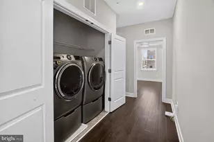 404 Sagan Pl, Gaithersburg, MD 20878 - Photo 5