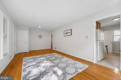 4509 Strathmore Avenue, Garrett Park, MD 20896 - Photo 7