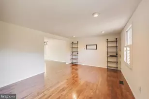 1337 Crockett Ln, Silver Spring, MD 20904 - Photo 5