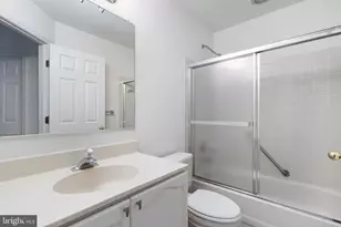 18506 Carriage Walk Cir, Gaithersburg, MD 20879 - Photo 33