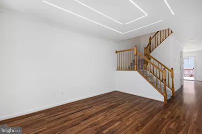 18506 Carriage Walk Circle, Gaithersburg, MD 20879 - Photo 5