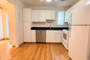 6718 Kenwood Forest Ln, Chevy Chase, MD 20815 - Photo 9