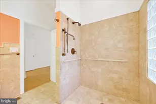 6501 Pyle Rd, Bethesda, MD 20817 - Photo 19