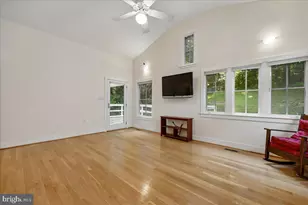 6501 Pyle Rd, Bethesda, MD 20817 - Photo 27