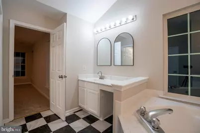 11424 Neelsville Church Road, Germantown, MD 20876 - Photo 29