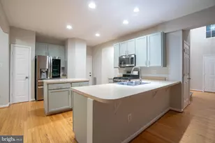 11424 Neelsville Church Rd, Germantown, MD 20876 - Photo 11