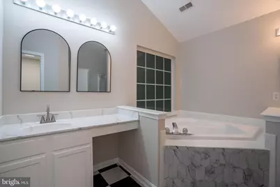 11424 Neelsville Church Road, Germantown, MD 20876 - Photo 27