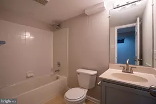 11424 Neelsville Church Rd, Germantown, MD 20876 - Photo 33