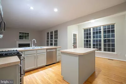 11424 Neelsville Church Road, Germantown, MD 20876 - Photo 15