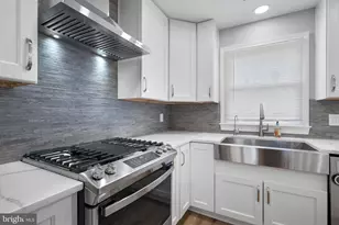 10 Loganwood Ct, North Bethesda, MD 20852 - Photo 13