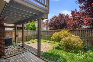 10 Loganwood Ct, North Bethesda, MD 20852 - Photo 39