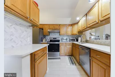 12216 Eagles Nest Court #J, Germantown, MD 20874 - Photo 9