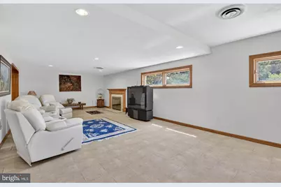 5800 Plainview Road, Bethesda, MD 20817 - Photo 25