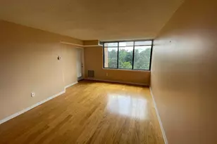 10101 Grosvenor Pl, Rockville, MD 20852 - Photo 1