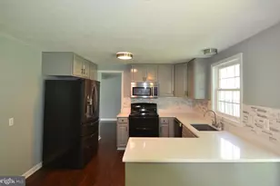 17312 Amity Dr, Gaithersburg, MD 20877 - Photo 3