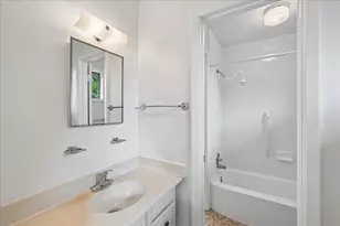 8 Kerwood Ct, Silver Spring, MD 20904 - Photo 17