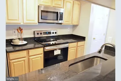 13112 Briarcliff Terrace #5-101, Germantown, MD 20874 - Photo 7
