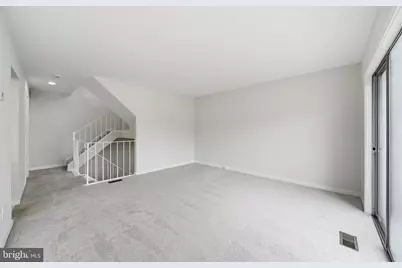 9843 Dockside Terrace, Gaithersburg, MD 20886 - Photo 11