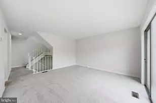 9843 Dockside Terrace, Gaithersburg, MD 20886 - Photo 11