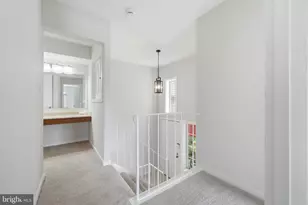 9843 Dockside Terrace, Gaithersburg, MD 20886 - Photo 31
