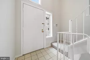 9843 Dockside Terrace, Gaithersburg, MD 20886 - Photo 3