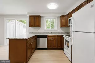 14435 Pebble Hill Ln S, North Potomac, MD 20878 - Photo 13