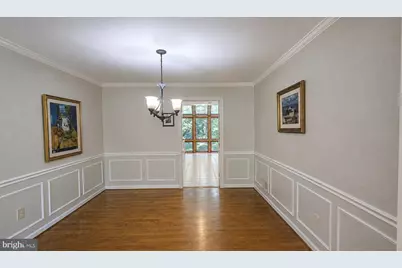 10774 Brewer House Road, North Bethesda, MD 20852 - Photo 3