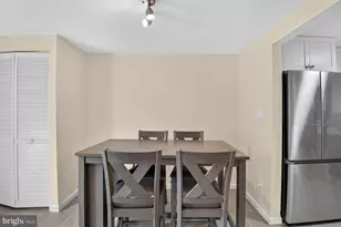 9821 Docena Dr, Gaithersburg, MD 20886 - Photo 9